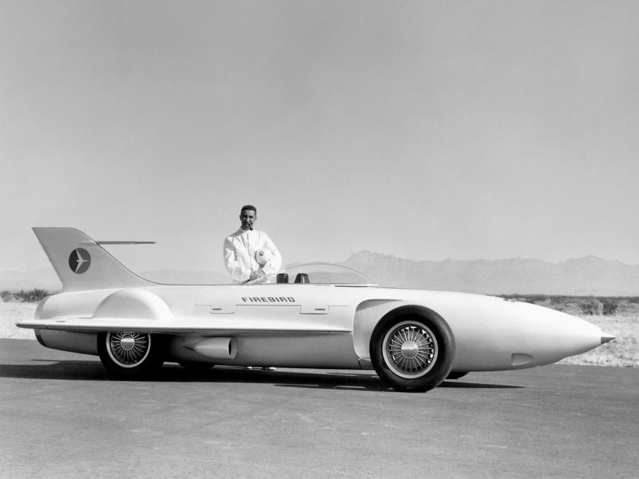  GM Firebird I Concept Car 1953 года  (фото 6 из 23)